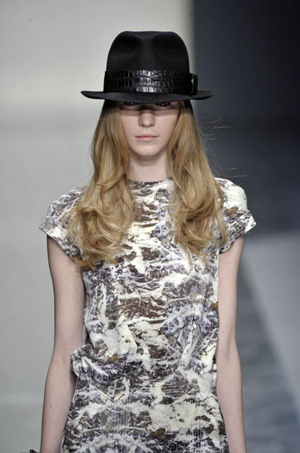Gianfranco Ferre 08ﶬDƬ