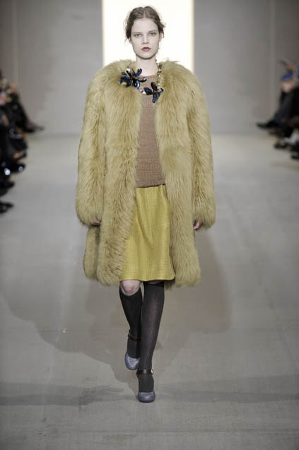 Marni 08ﶬDƬ