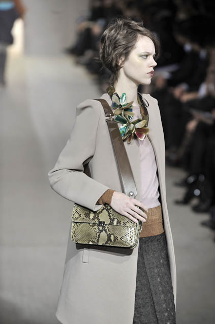 Marni 08ﶬDƬ