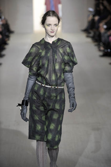 Marni 08ﶬDƬ
