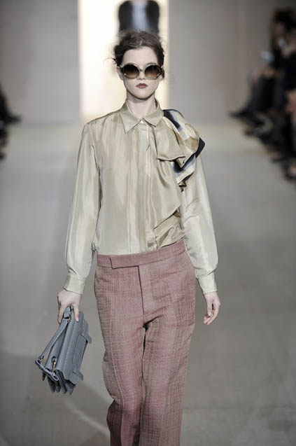 Marni 08ﶬDƬ
