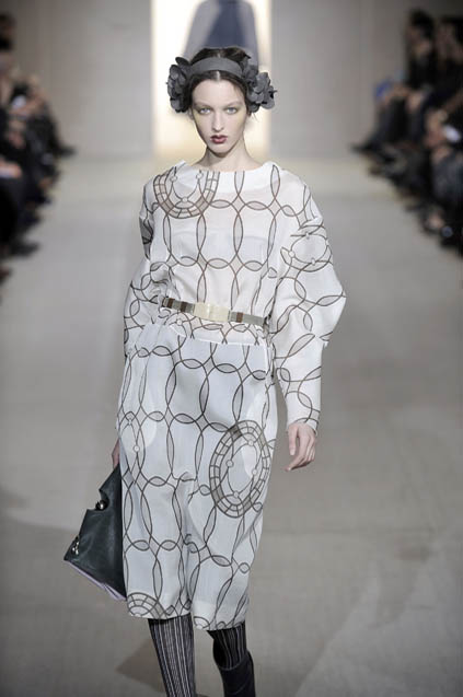 Marni 08ﶬDƬ