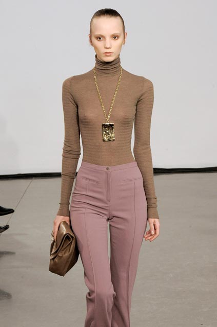 Halston 08ﶬDƬ