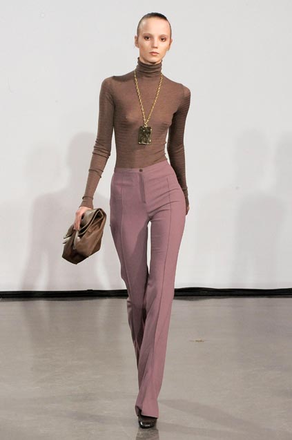 Halston 08ﶬDƬ