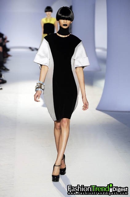 Yves Saint Laurent 08ﶬDƬ