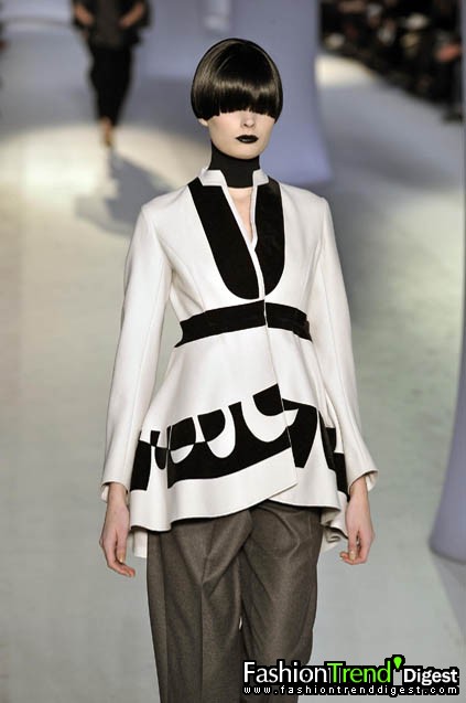 Yves Saint Laurent 08ﶬDƬ