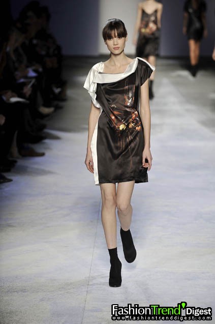 Hussein Chalayan 08ﶬDƬ