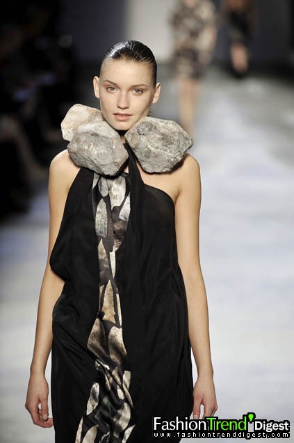 Hussein Chalayan 08ﶬDƬ