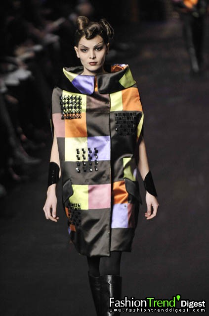 Christian Lacroix 08ﶬDƬ