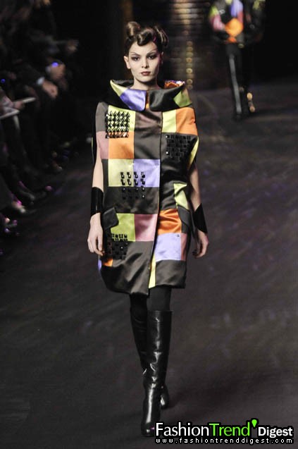 Christian Lacroix 08ﶬDƬ