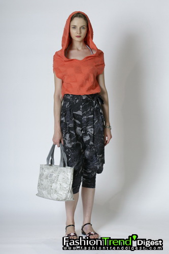 Marc by Marc Jacobs 09ĸDƬ