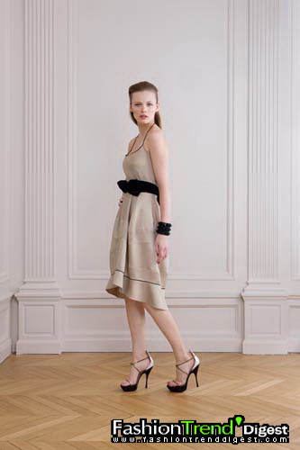 Yves Saint Laurent 09ĸDƬ