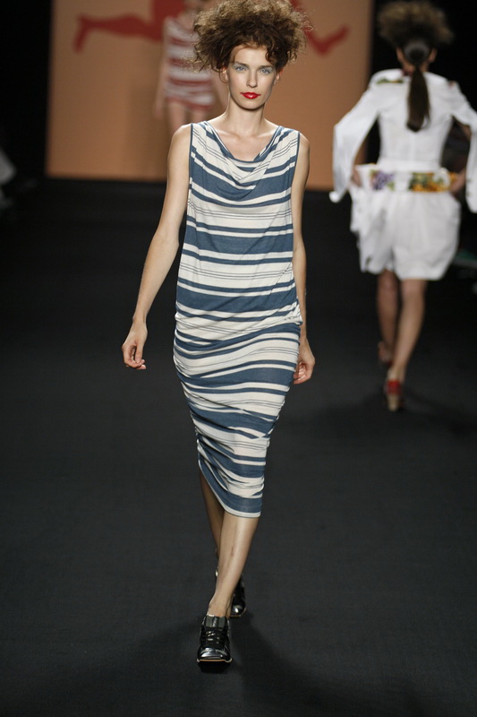  Vivienne Westwood 09ĸDƬ