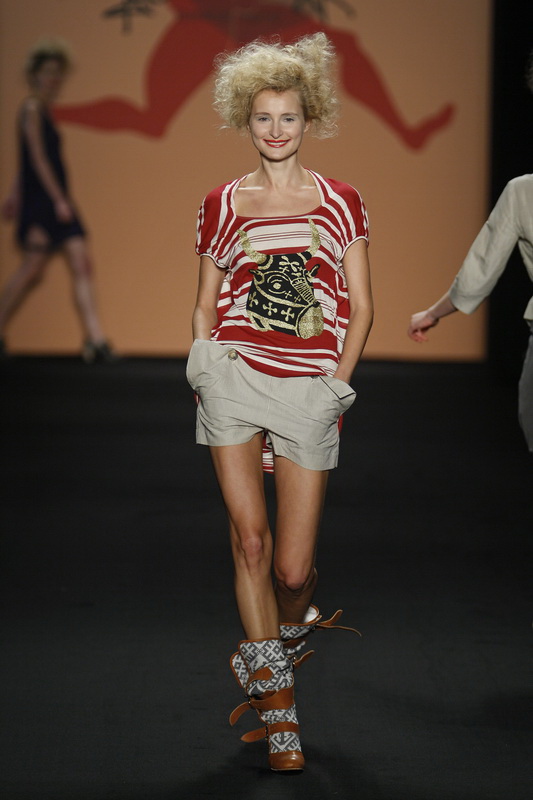  Vivienne Westwood 09ĸDƬ