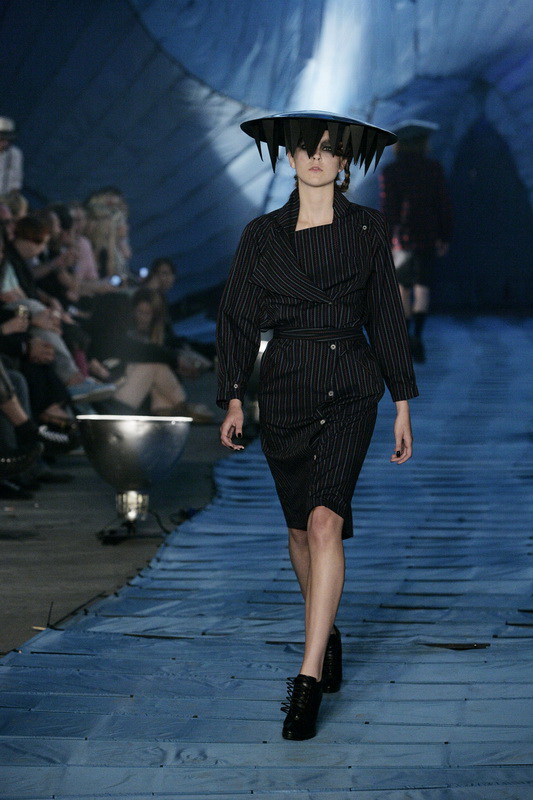  Henrik Vibskov 09ĸDƬ