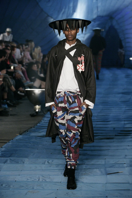  Henrik Vibskov 09ĸDƬ