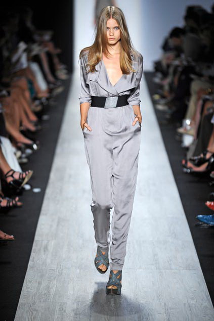 Bcbg MaxAzria 09ĸDƬ