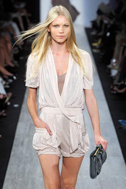 Bcbg MaxAzria 09春夏