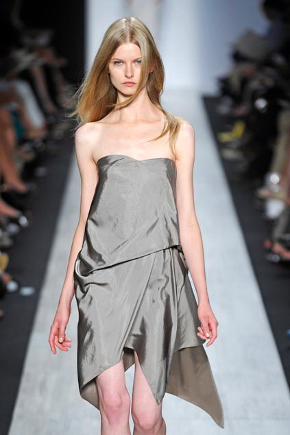 Bcbg MaxAzria 09ĸDƬ