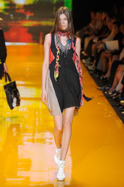 DKNY 09ĸDƬ