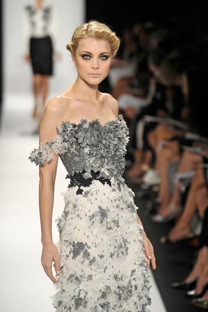 Carolina Herrera 09ĸDƬ