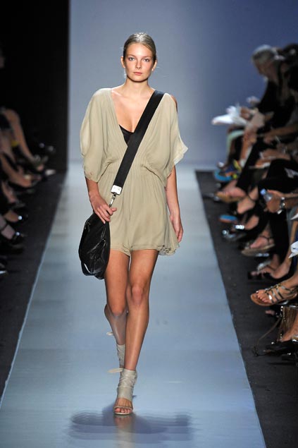 Max Azria Collection 09ĸDƬ