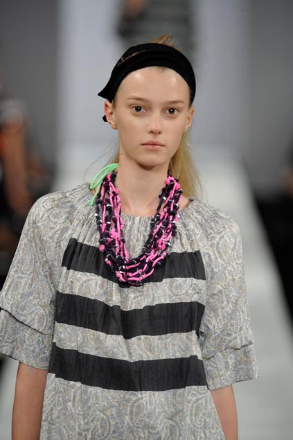 Marc by Marc Jacobs 09ĸDƬ