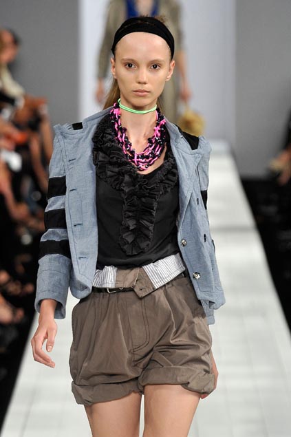 Marc by Marc Jacobs 09ĸDƬ