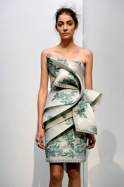 Marchesa 09ĸDƬ