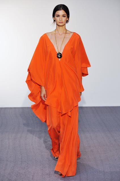 Halston 09ĸDƬ