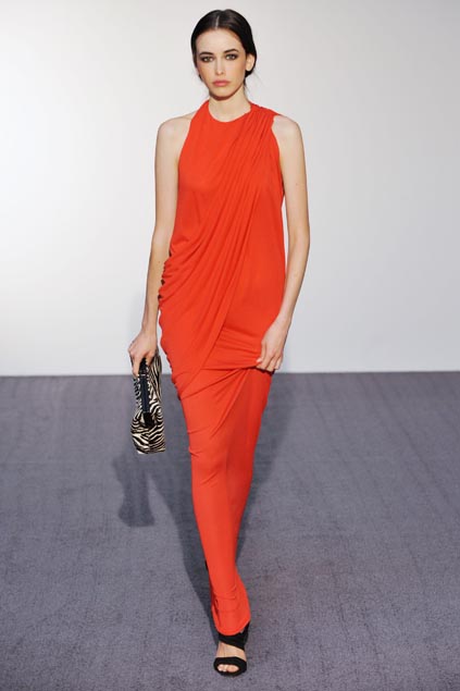 Halston 09ĸDƬ