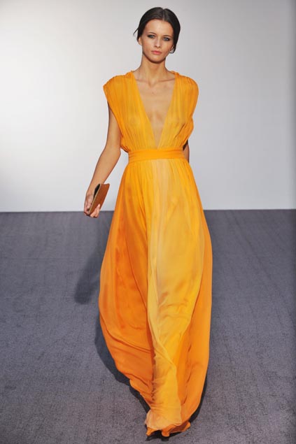 Halston 09ĸDƬ