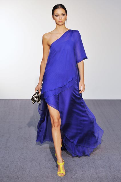 Halston 09ĸDƬ