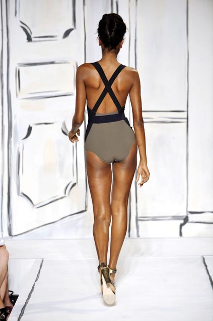 Oscar De La Renta 09ĸDƬ