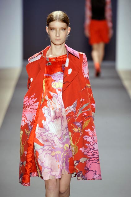 Vivienne Tam 09ĸDƬ