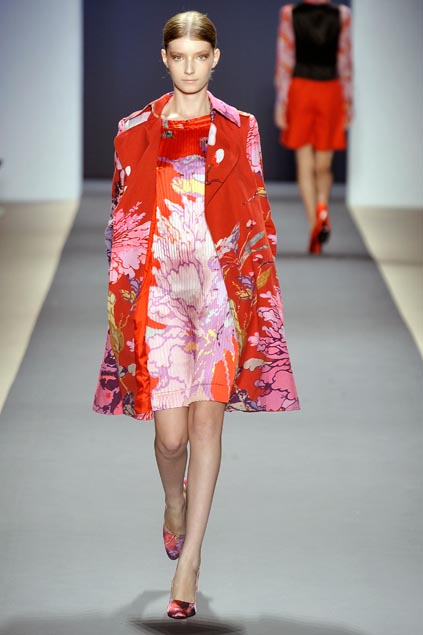 Vivienne Tam 09ĸDƬ