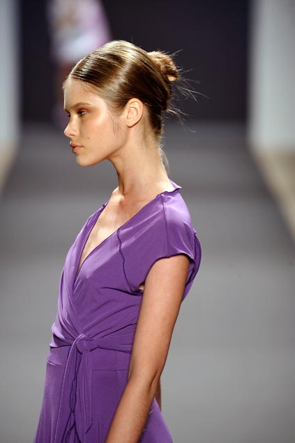 Vivienne Tam 09ĸDƬ