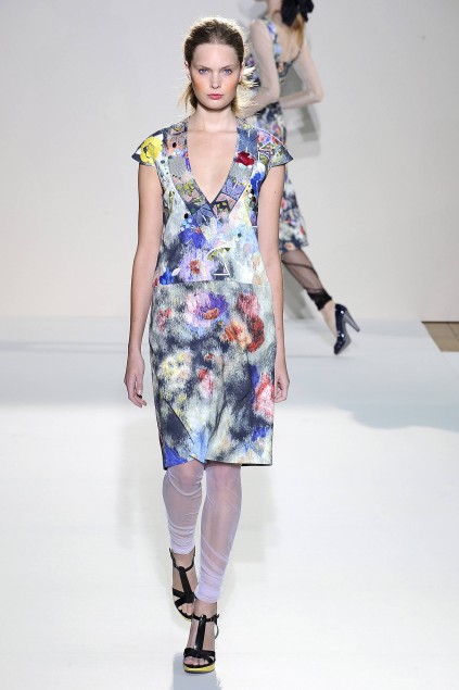 Nicole Farhi 09ĸDƬ