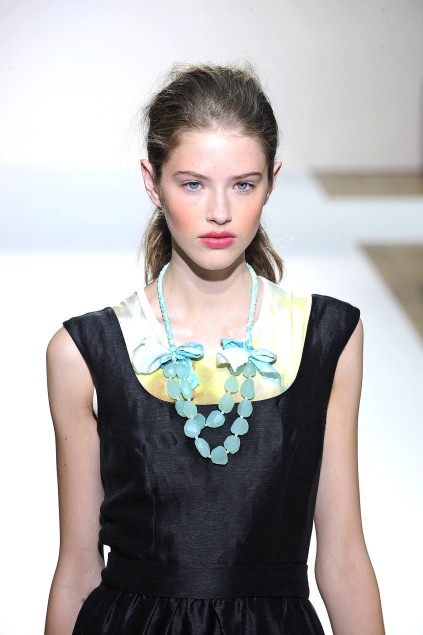 Nicole Farhi 09ĸDƬ