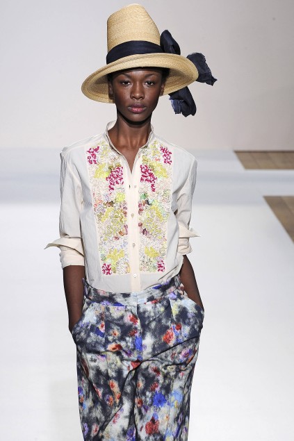 Nicole Farhi 09ĸDƬ