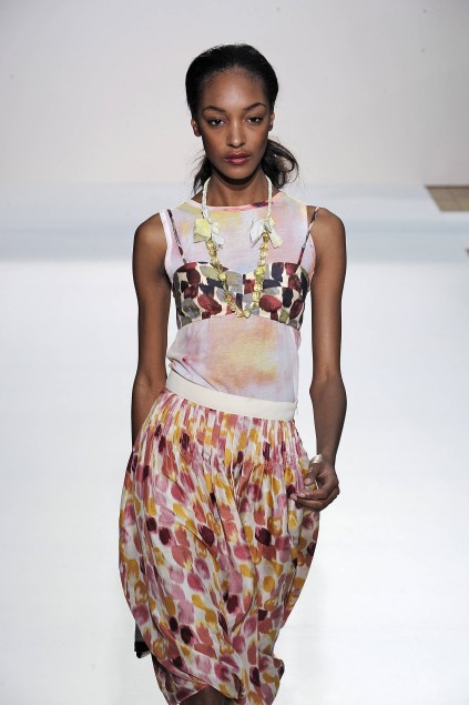 Nicole Farhi 09ĸDƬ