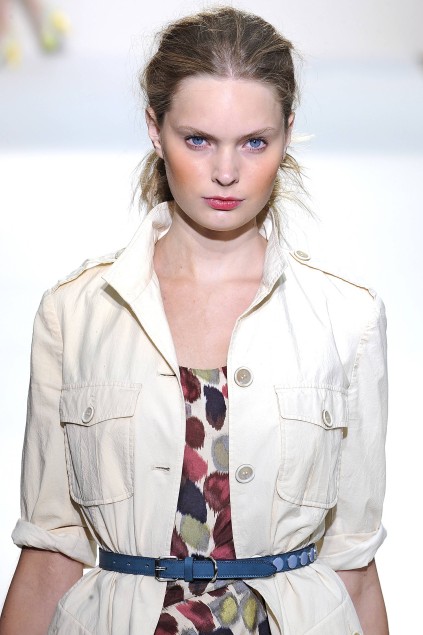Nicole Farhi 09ĸDƬ