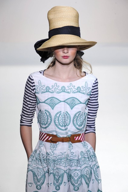 Nicole Farhi 09ĸDƬ
