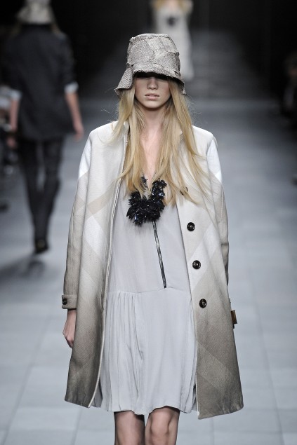 Burberry 09ĸDƬ