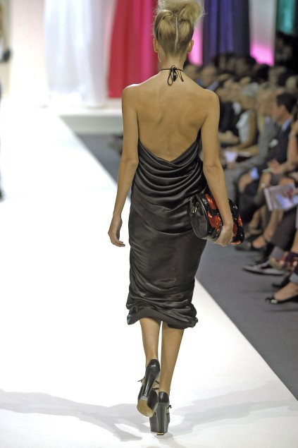 Moschino 09ĸDƬ