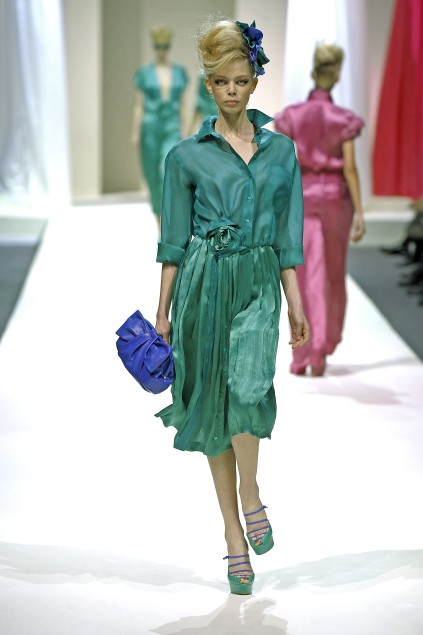 Moschino 09ĸDƬ