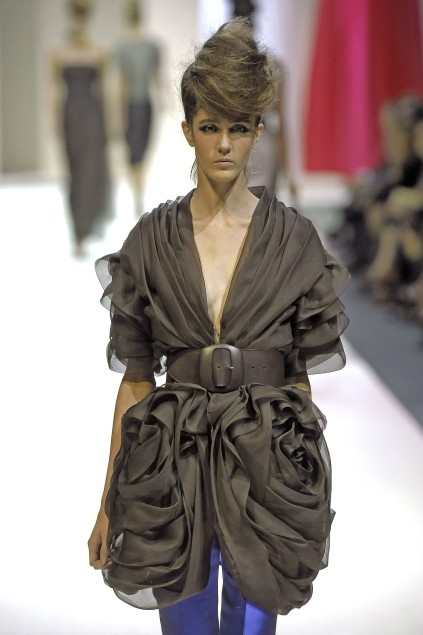 Moschino 09ĸDƬ