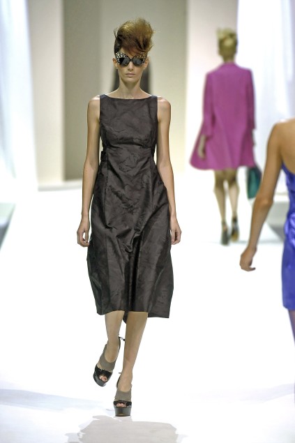 Moschino 09ĸDƬ