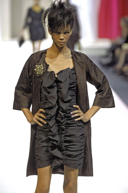 Moschino 09ĸDƬ