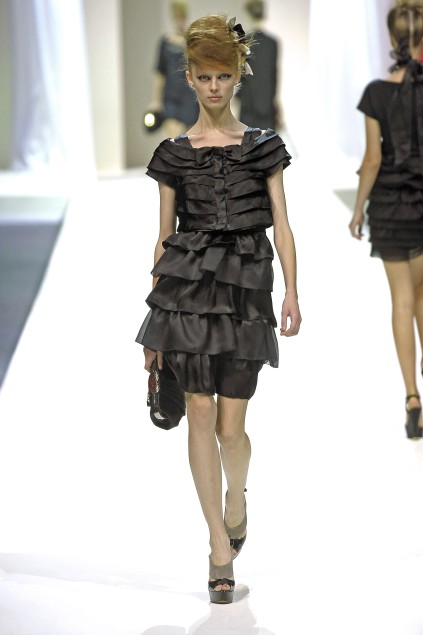 Moschino 09ĸDƬ